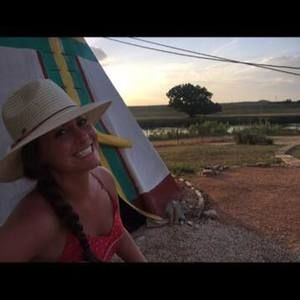 Meet your Posher, Analese